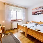 Agrozacisze Bauernhof *