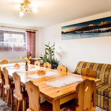 Agrozacisze ファームステイ Zubrzyca Górna